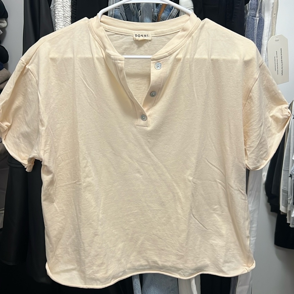 Donni T Shirt NWOT